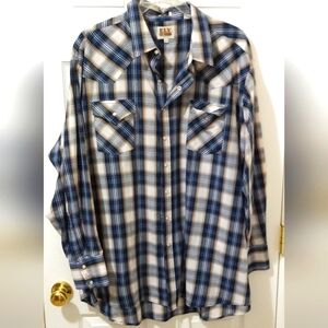 Ely Cattleman western-style snap-down front and wrists Long sleeves Size 3X